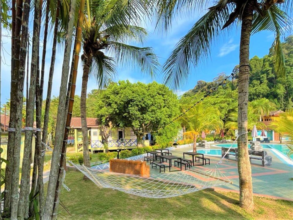 팡코르 홀리데이 리조트 Kampong Sungai Udang 외부 사진